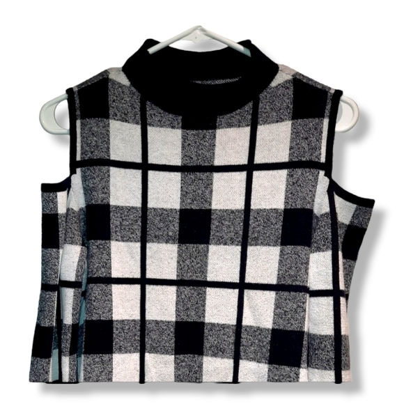 Style & Co Windowpane Plaid Cold Shoulder Sweater - Picture 6 of 8